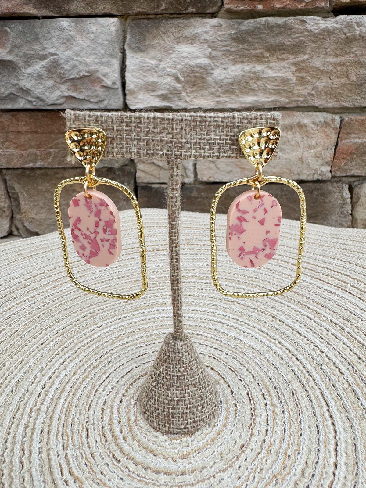 [Taylor Shaye] Buttercup Pink Oval Hoops - The Pink Pineapple 850