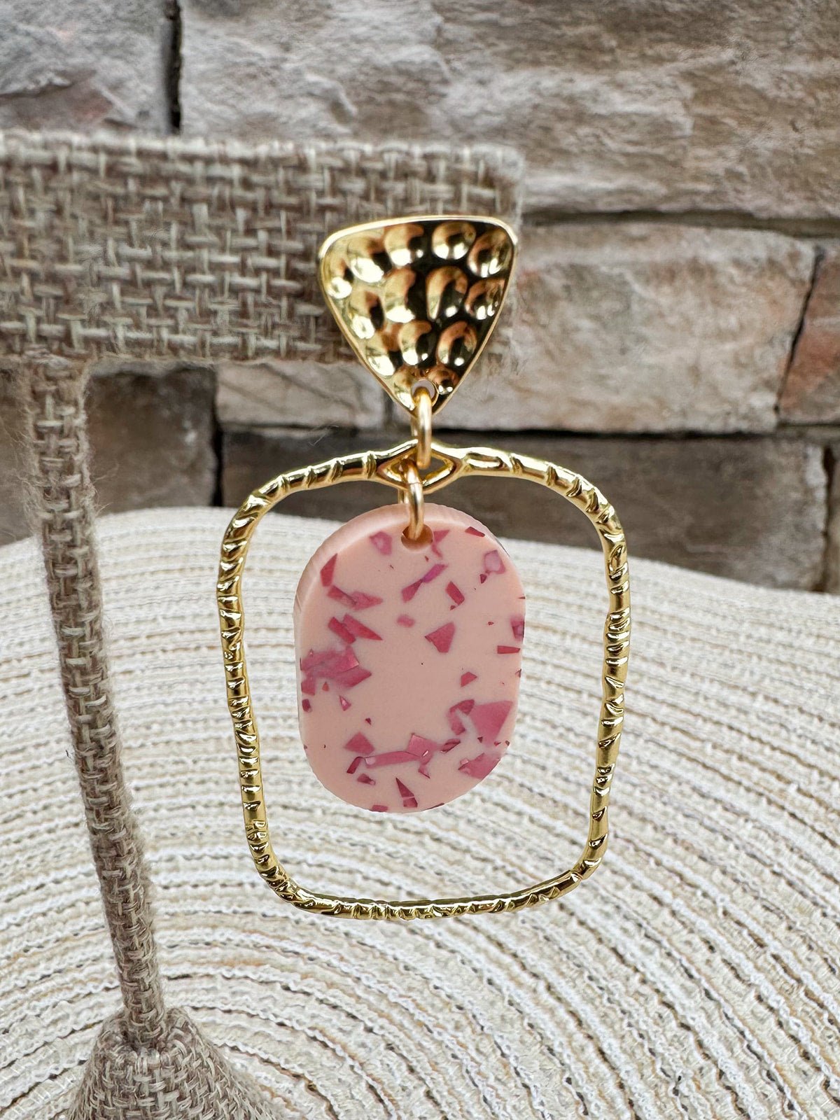 [Taylor Shaye] Buttercup Pink Oval Hoops - The Pink Pineapple 850