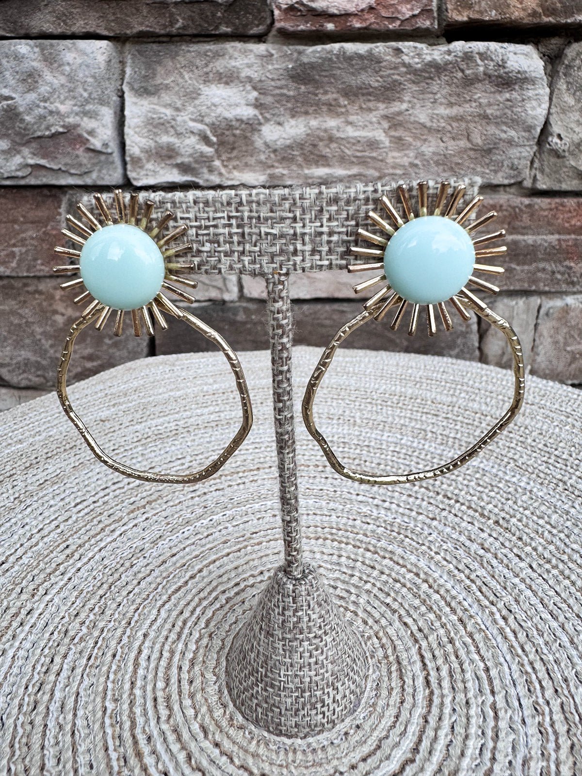[Taylor Shaye] Colorful Sunburst Hoops in Mint - The Pink Pineapple 850