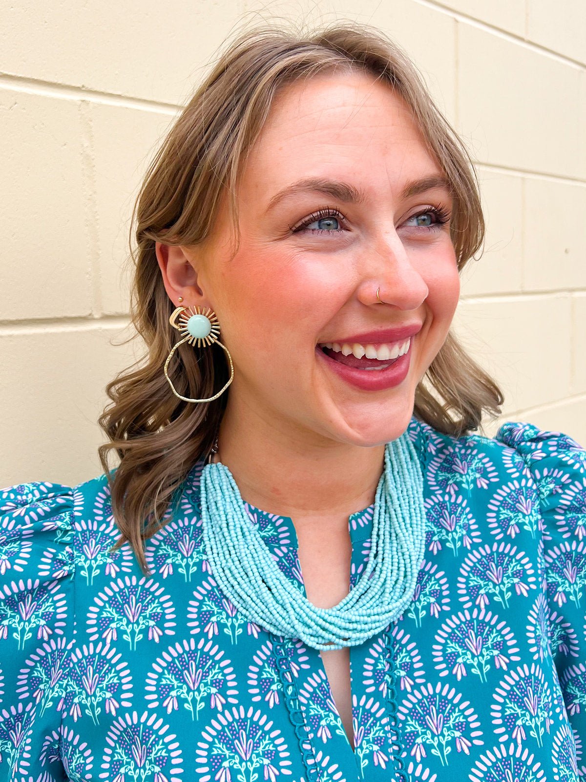 [Taylor Shaye] Colorful Sunburst Hoops in Mint - The Pink Pineapple 850