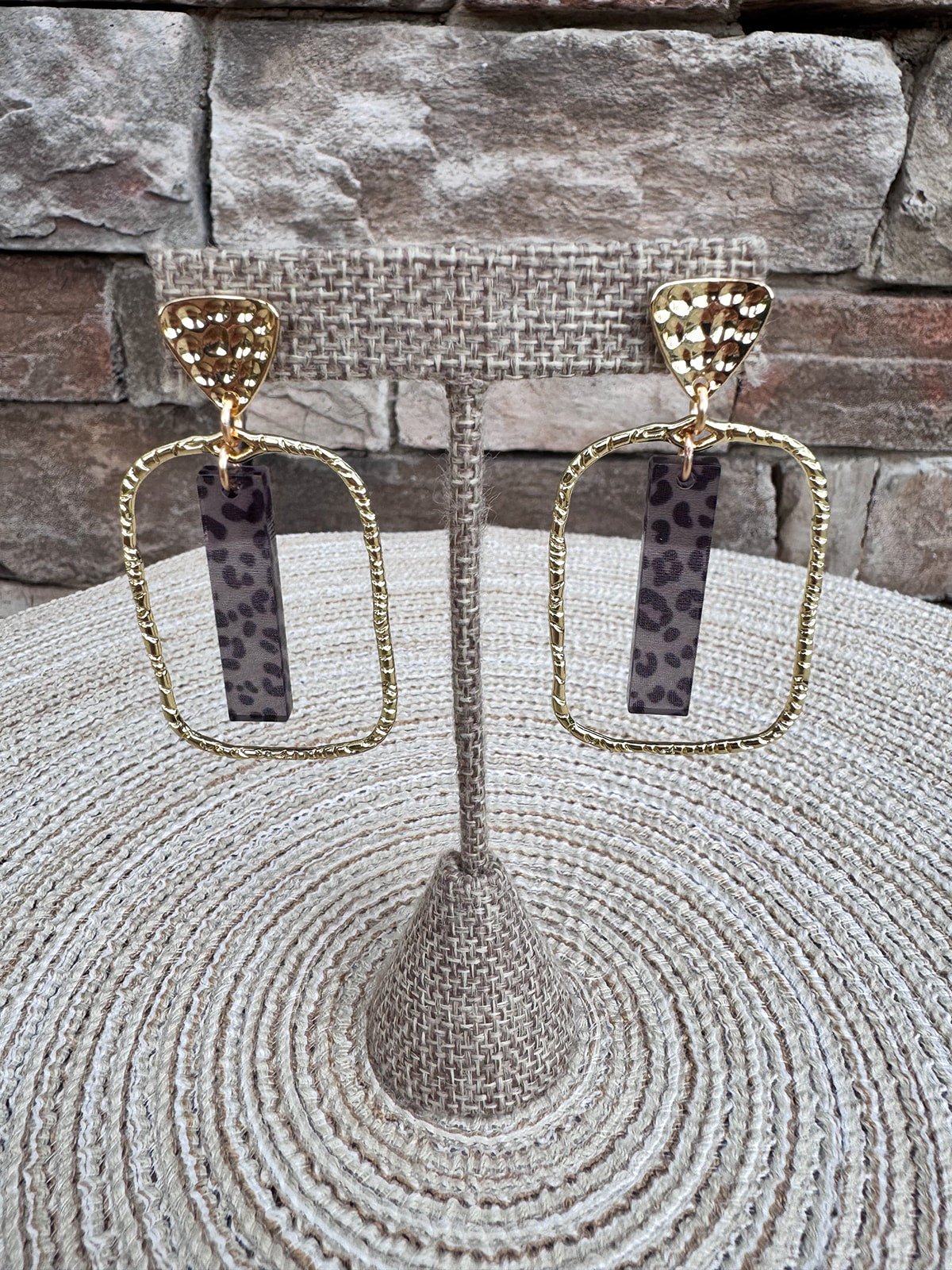 [Taylor Shaye] Dark Leopard Stick Rectangle Hoops - The Pink Pineapple 850