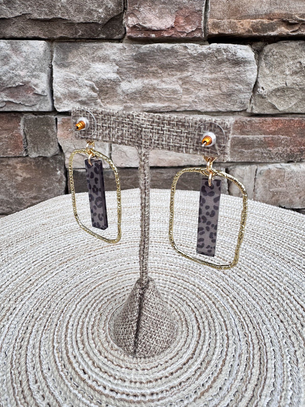 [Taylor Shaye] Dark Leopard Stick Rectangle Hoops - The Pink Pineapple 850