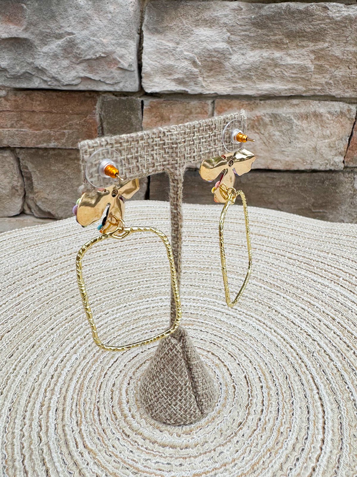 [Taylor Shaye] Jenna Sequin Flower Rectangle Hoops in Rainbow - The Pink Pineapple 850