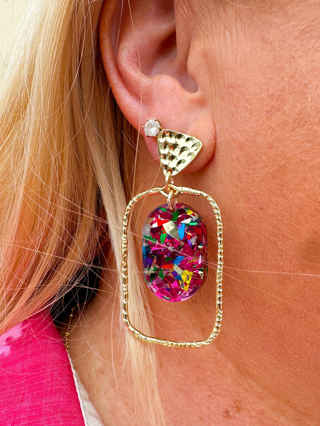 [Taylor Shaye] Pink Unicorn Oval Hoops - The Pink Pineapple 850