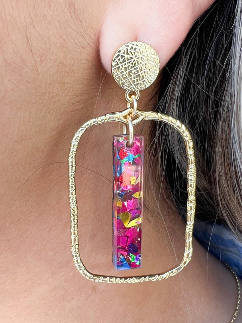 [Taylor Shaye] Pink Unicorn Stick Hoop Earrings - The Pink Pineapple 850