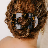 [TELETIES] Flat Round Hair Clip – Large Tortoise - The Pink Pineapple 850