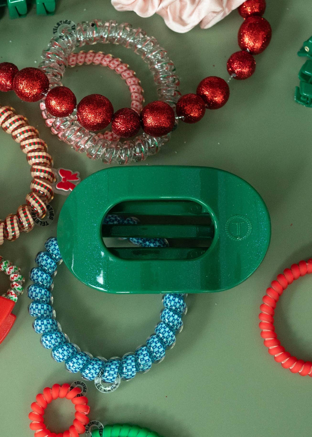 [TELETIES] Flat Round Hair Clip – Small Mistletoe - The Pink Pineapple 850