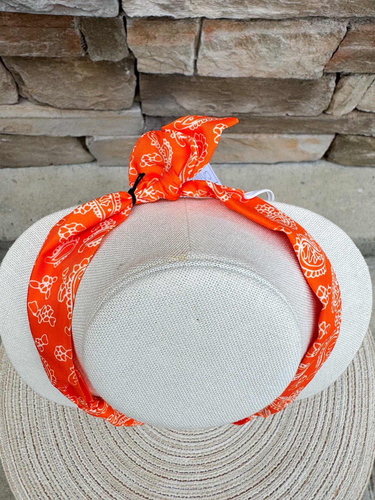 Tennessee Vols Logo Bandana Scarf Necklace - The Pink Pineapple 850