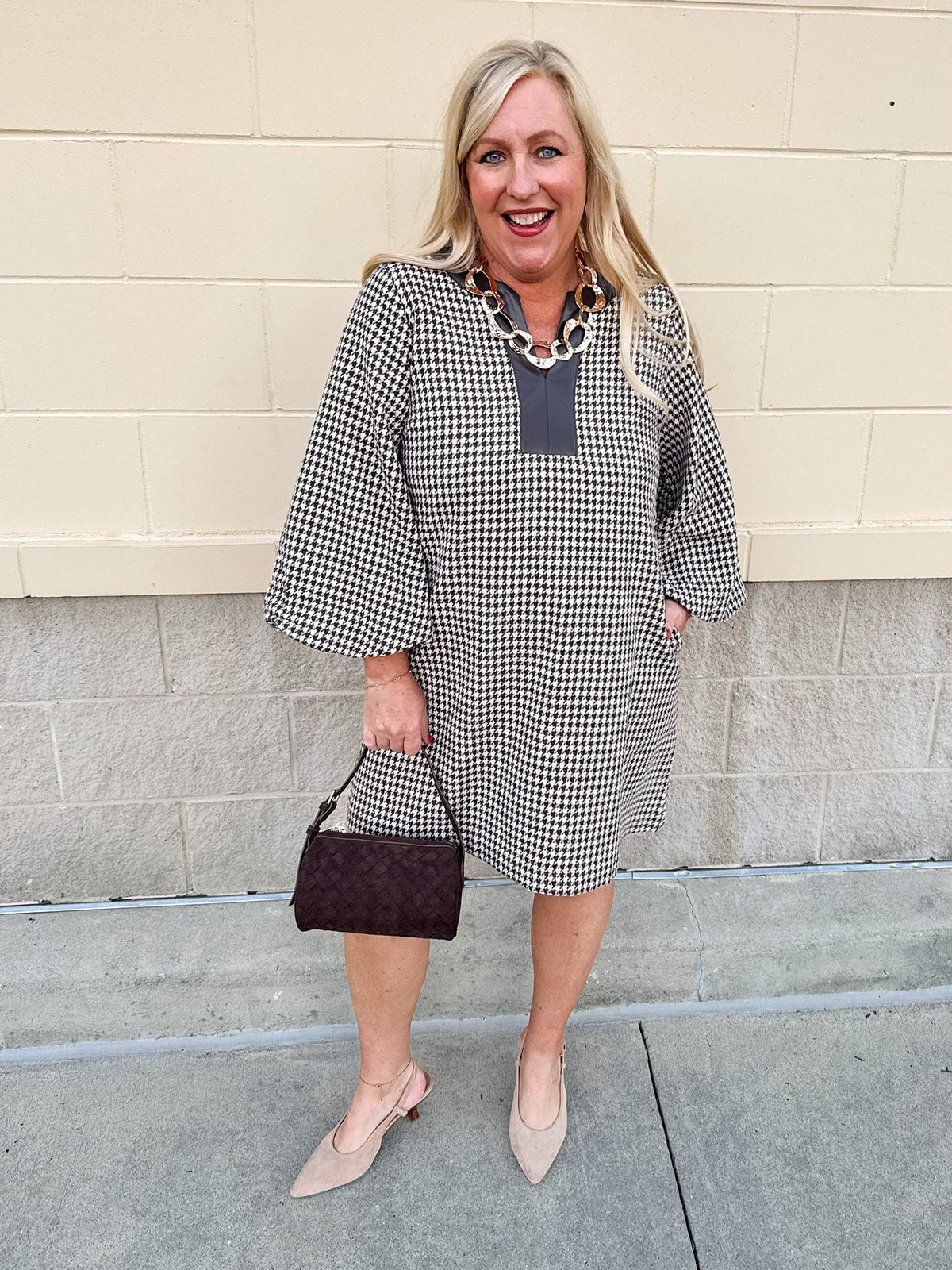 The Cocoa Lane Shoulder Bag - The Pink Pineapple 850