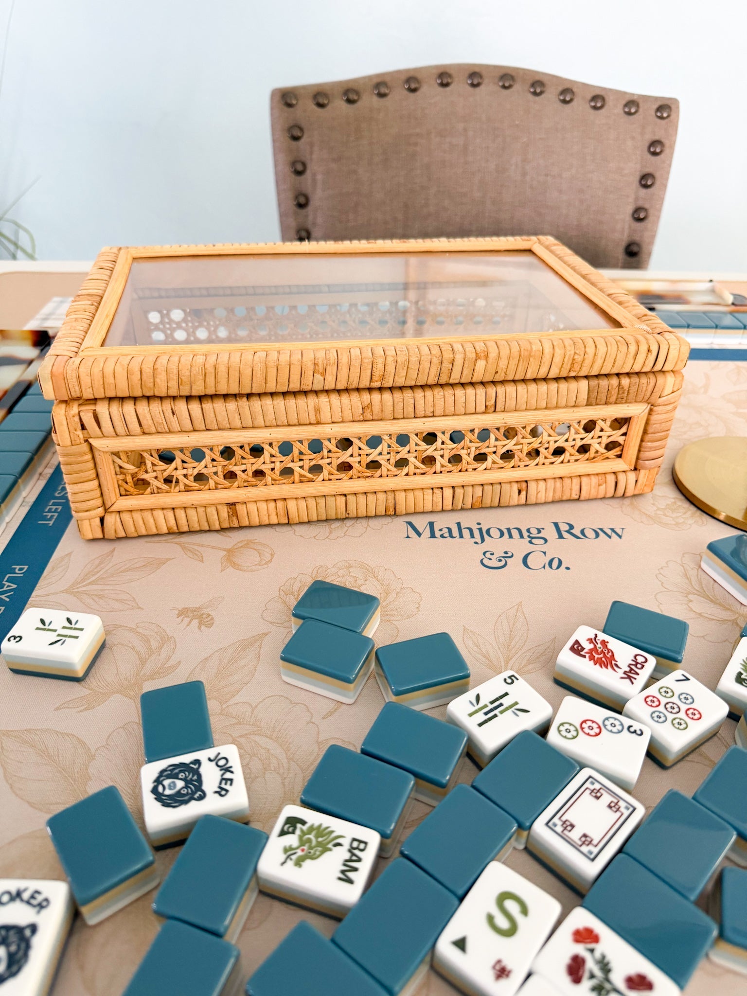 [The Mahjong House] Rattan Tile Box - The Pink Pineapple 850
