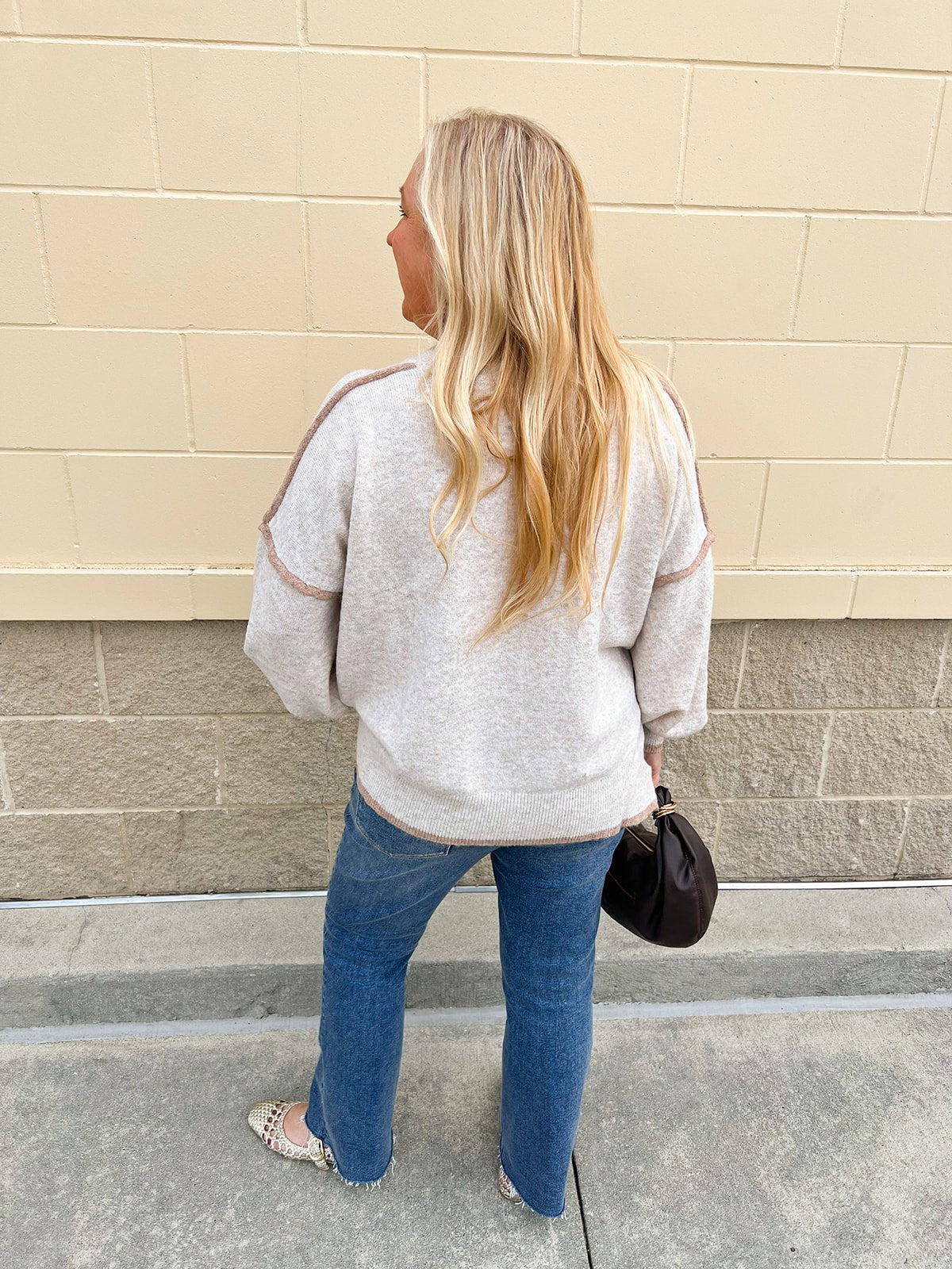 The Oatmeal Outline Textured Sweater Top - The Pink Pineapple 850