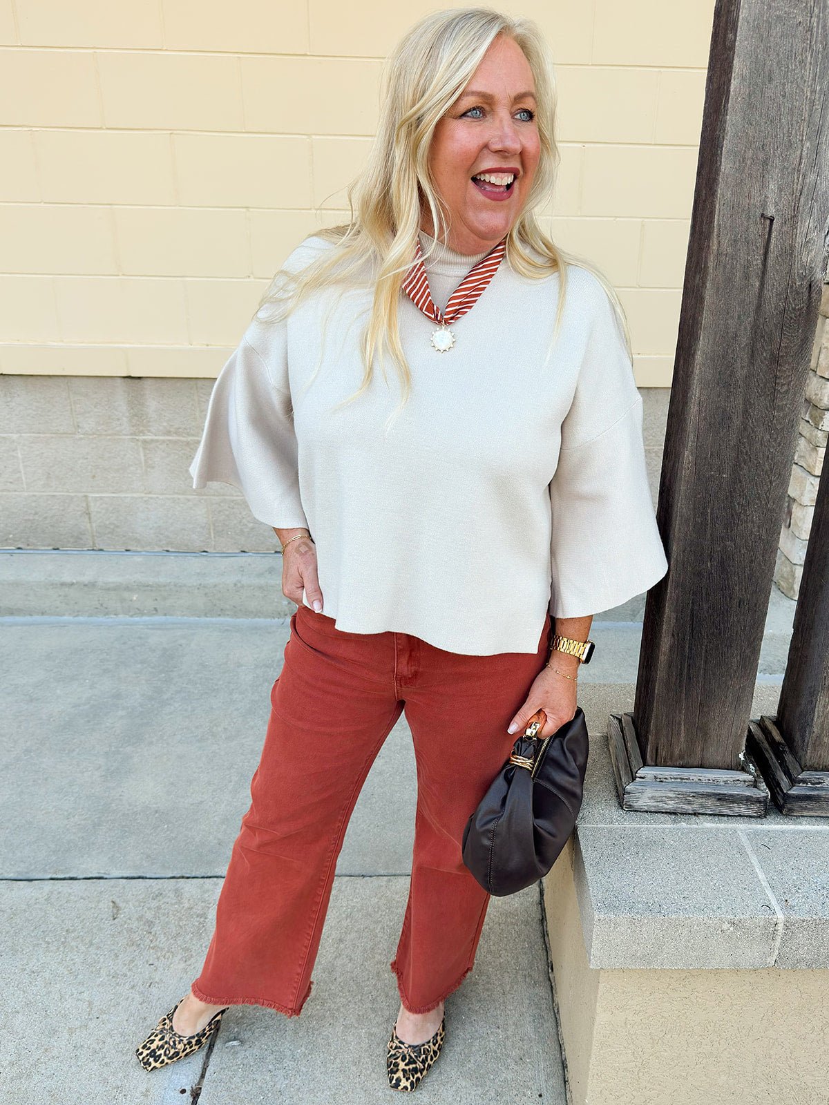 The Sandstone Serenity Sweater - The Pink Pineapple 850