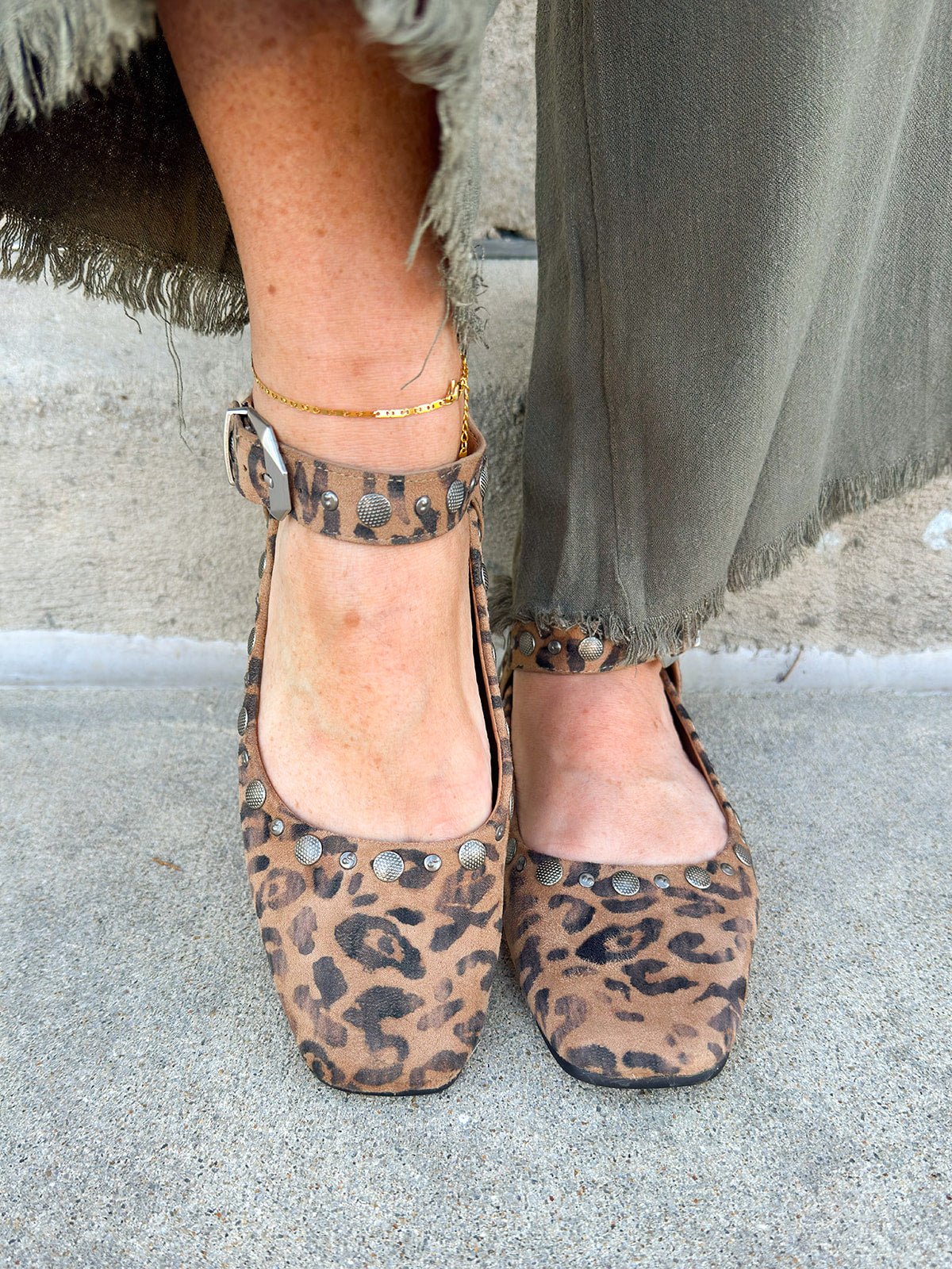 The Savannah Studded Ballerina Flats - The Pink Pineapple 850