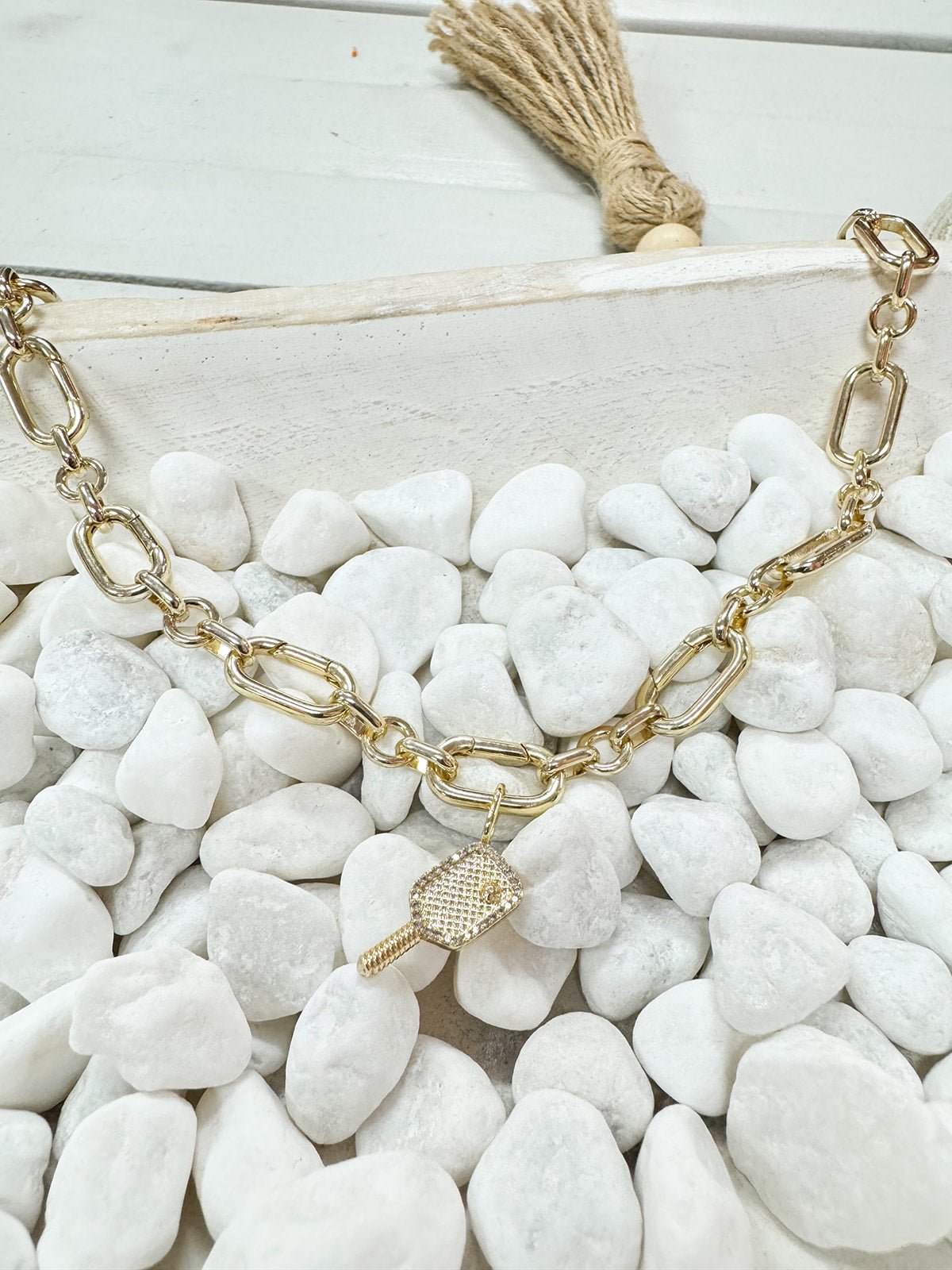 [The Sis Kiss] Pickleball Charm - The Pink Pineapple 850