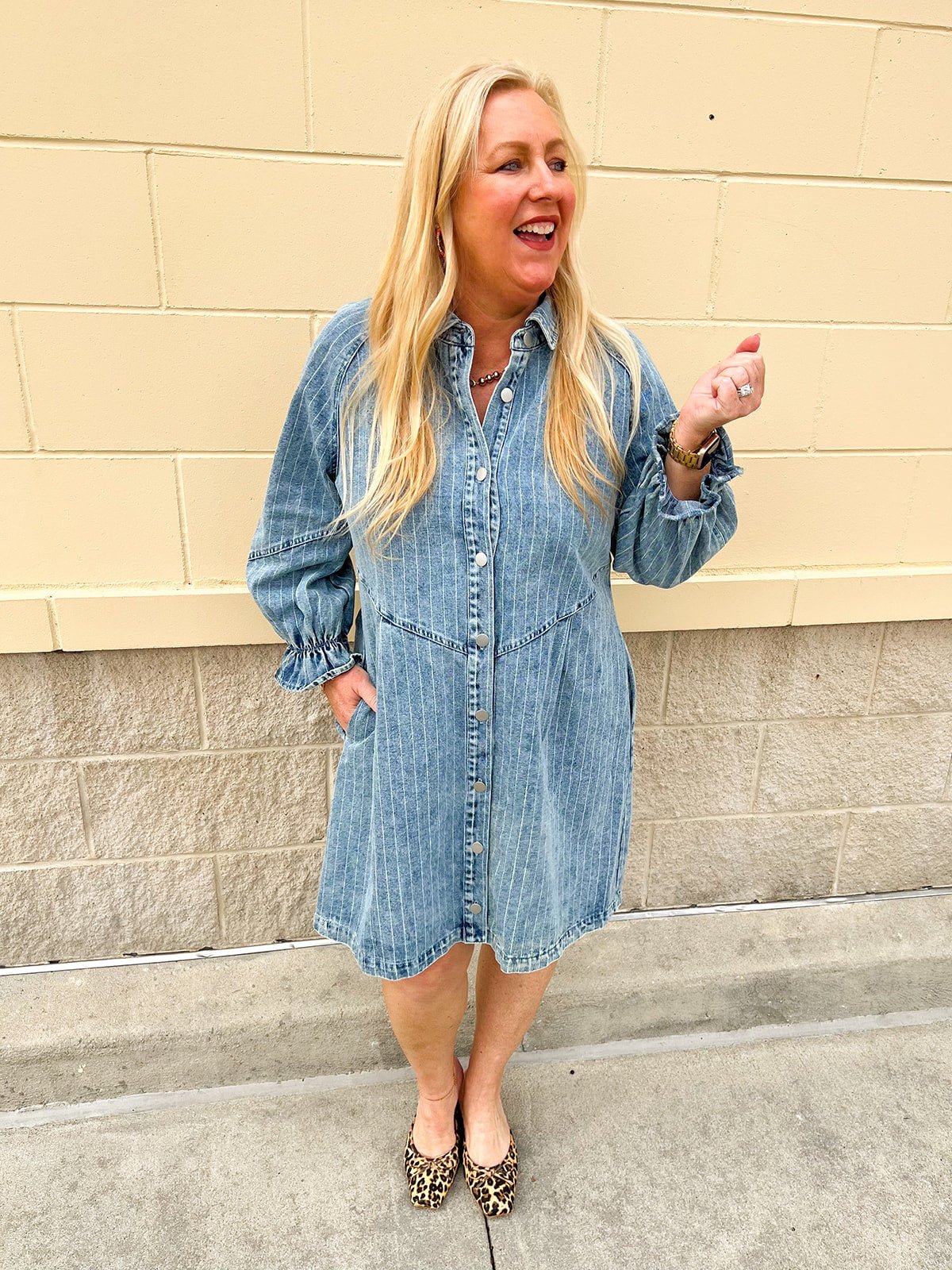 The Willow Lane Denim Dress - The Pink Pineapple 850