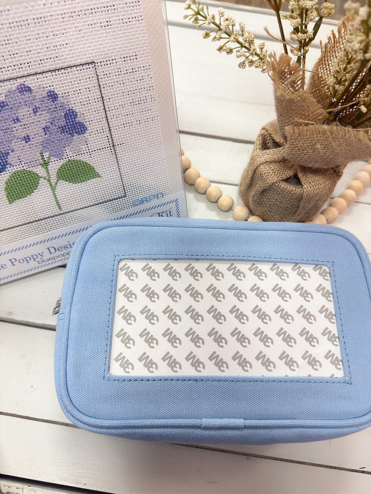 [Tilli Tomas] Light Blue Canvas Cosmetic Bag - The Pink Pineapple 850