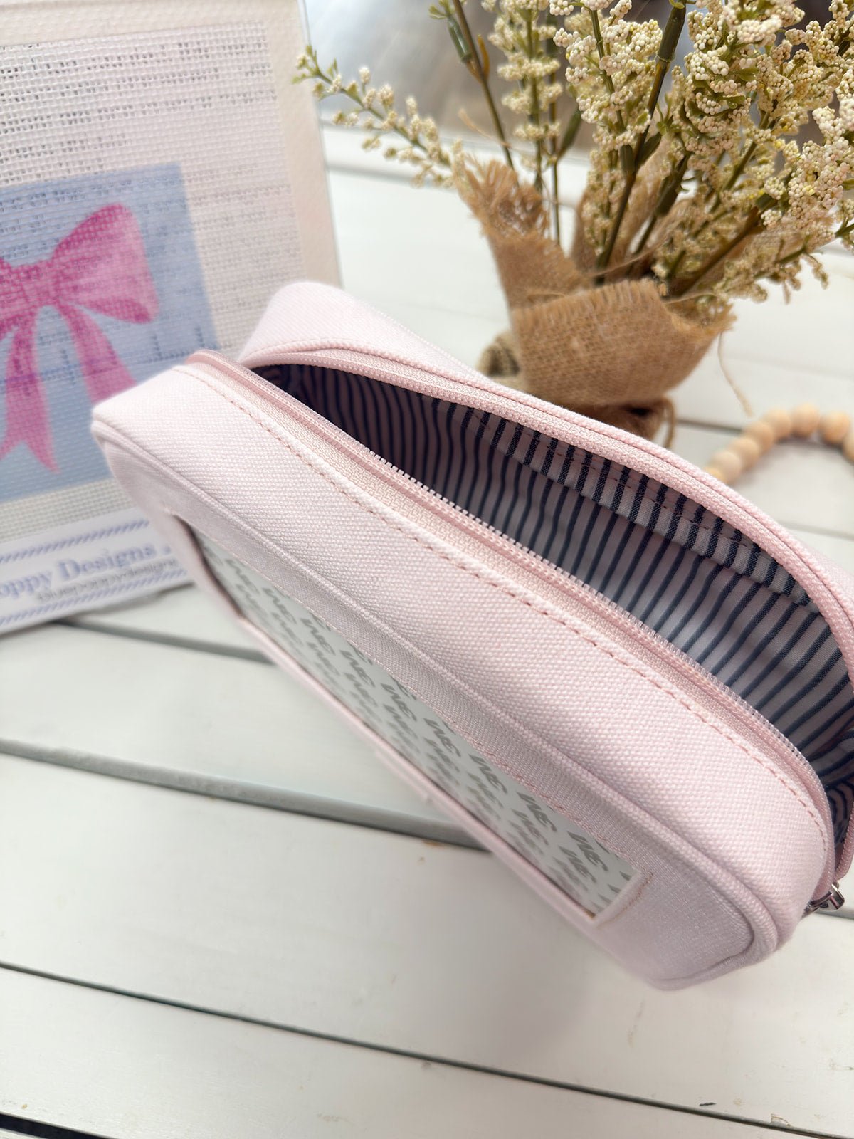 [Tilli Tomas] Light Pink Canvas Cosmetic Bag - The Pink Pineapple 850