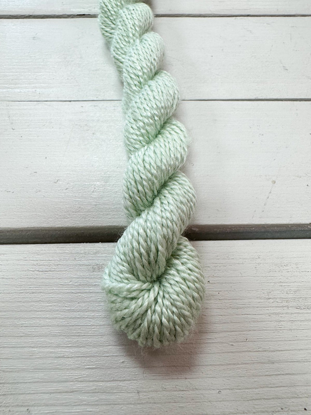 [Tilli Tomas] Milan Thread Skein in Aloe - The Pink Pineapple 850