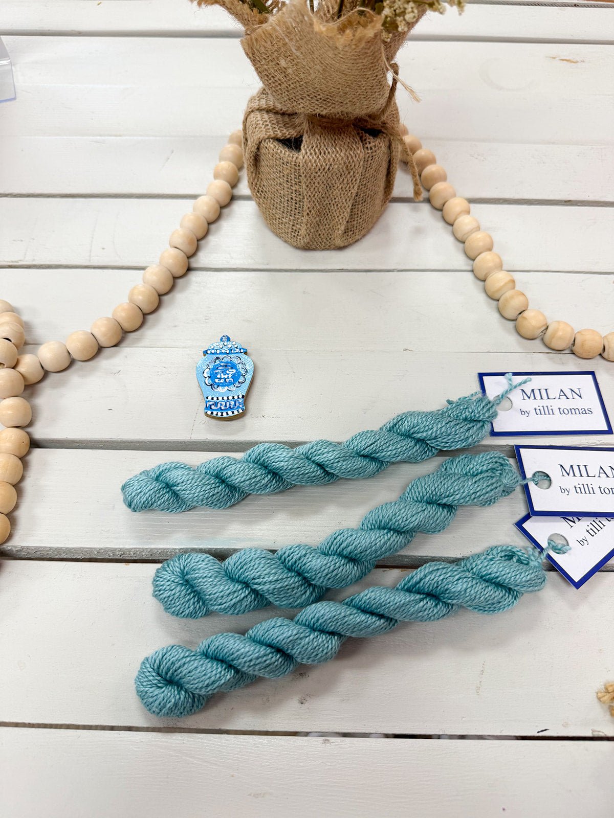 [Tilli Tomas] Milan Thread Skein in Bahamas - The Pink Pineapple 850
