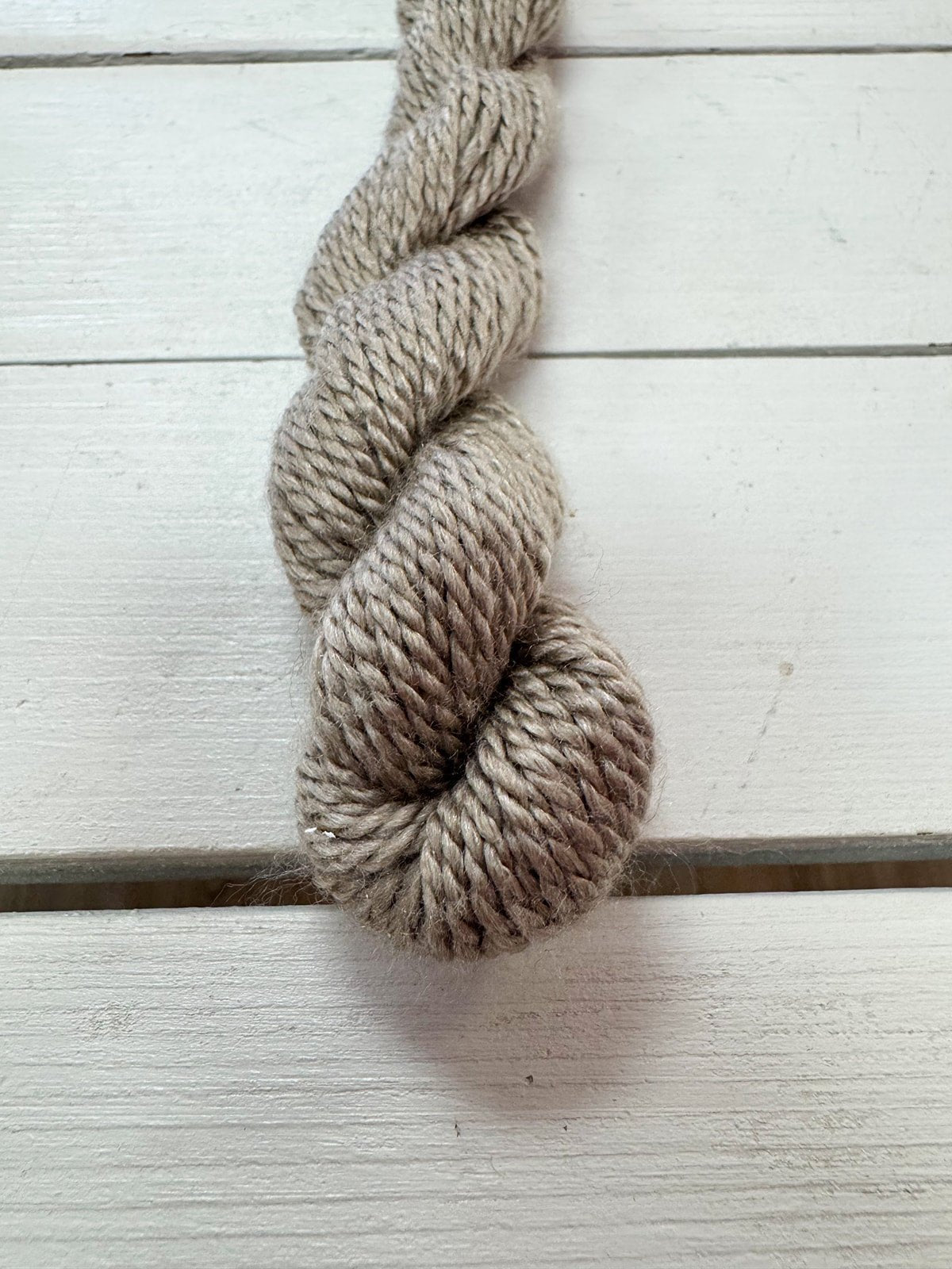 [Tilli Tomas] Milan Thread Skein in Dock - The Pink Pineapple 850