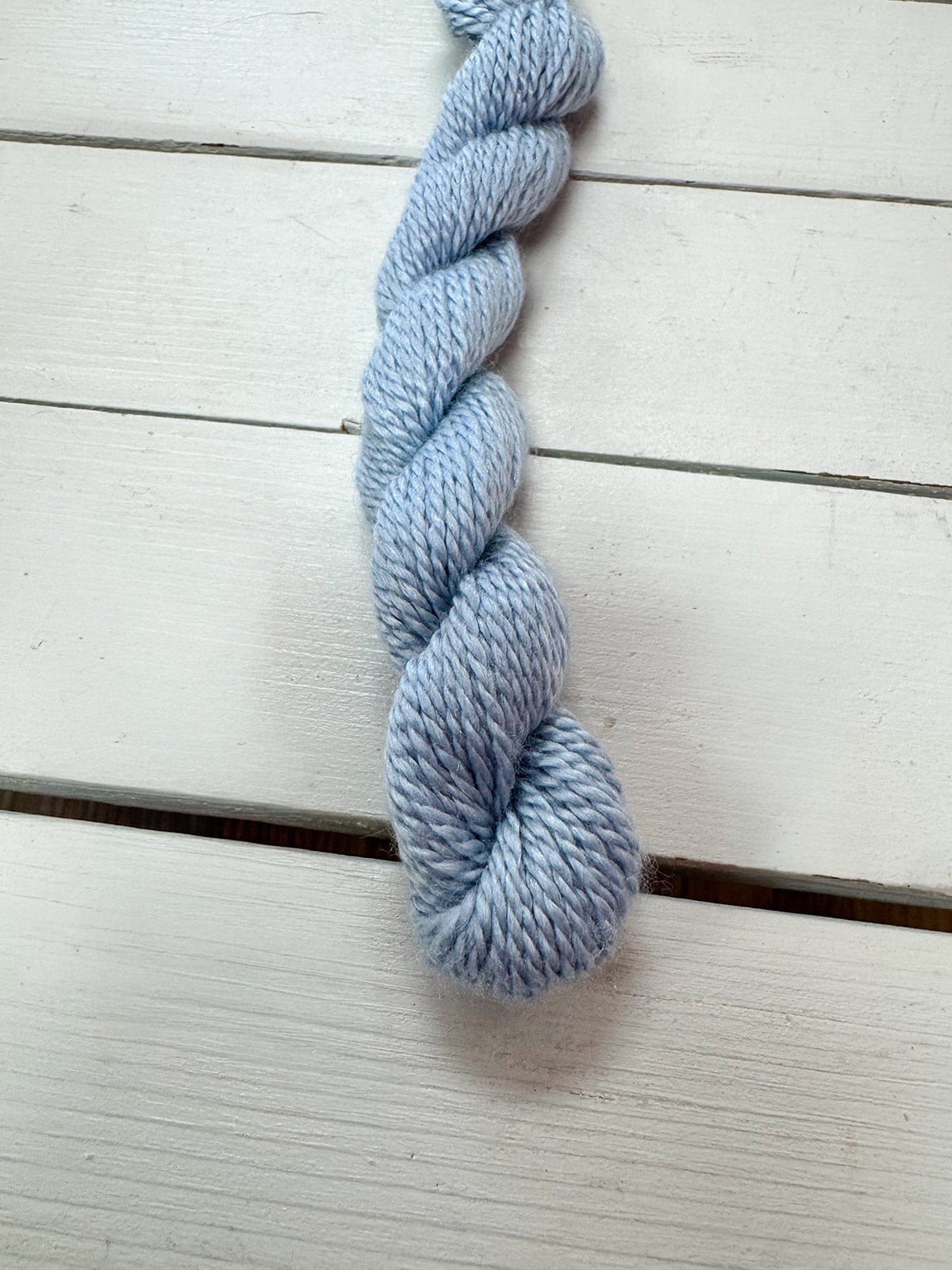 [Tilli Tomas] Milan Thread Skein in Pinstripe - The Pink Pineapple 850