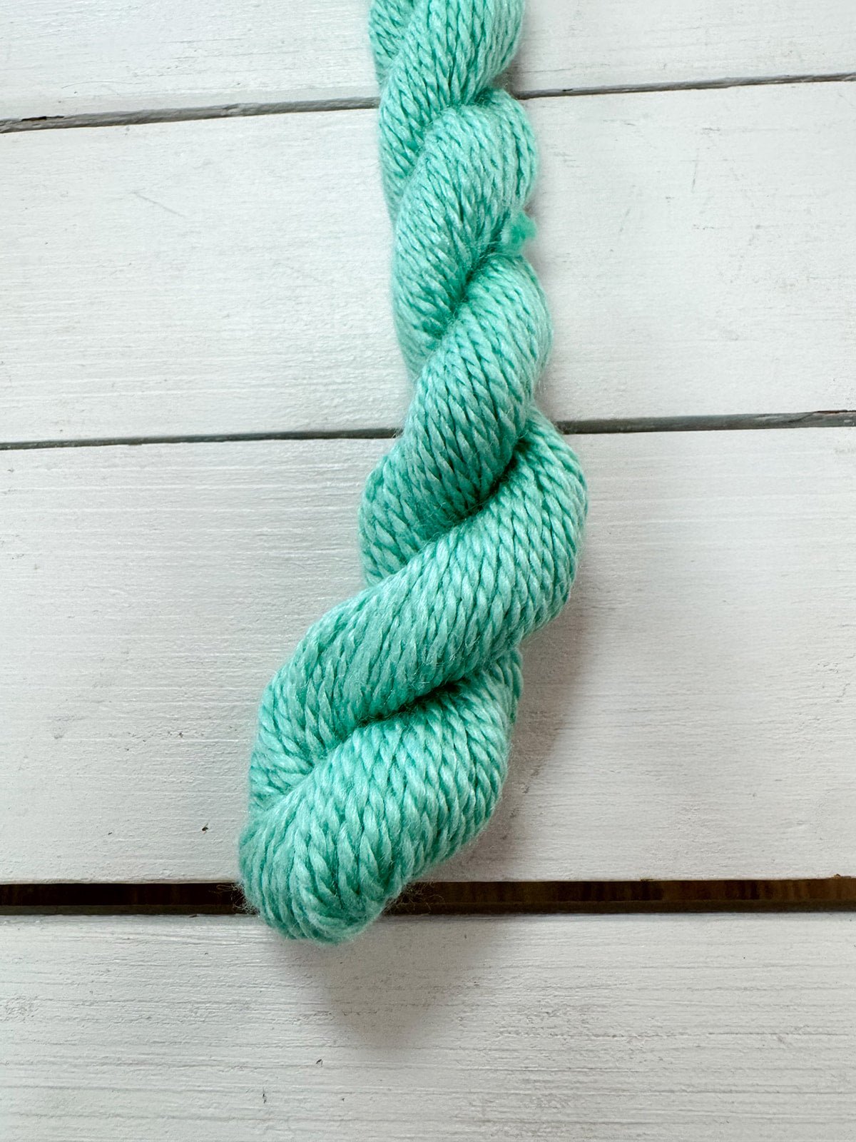 [Tilli Tomas] Milan Thread Skein in Reef - The Pink Pineapple 850