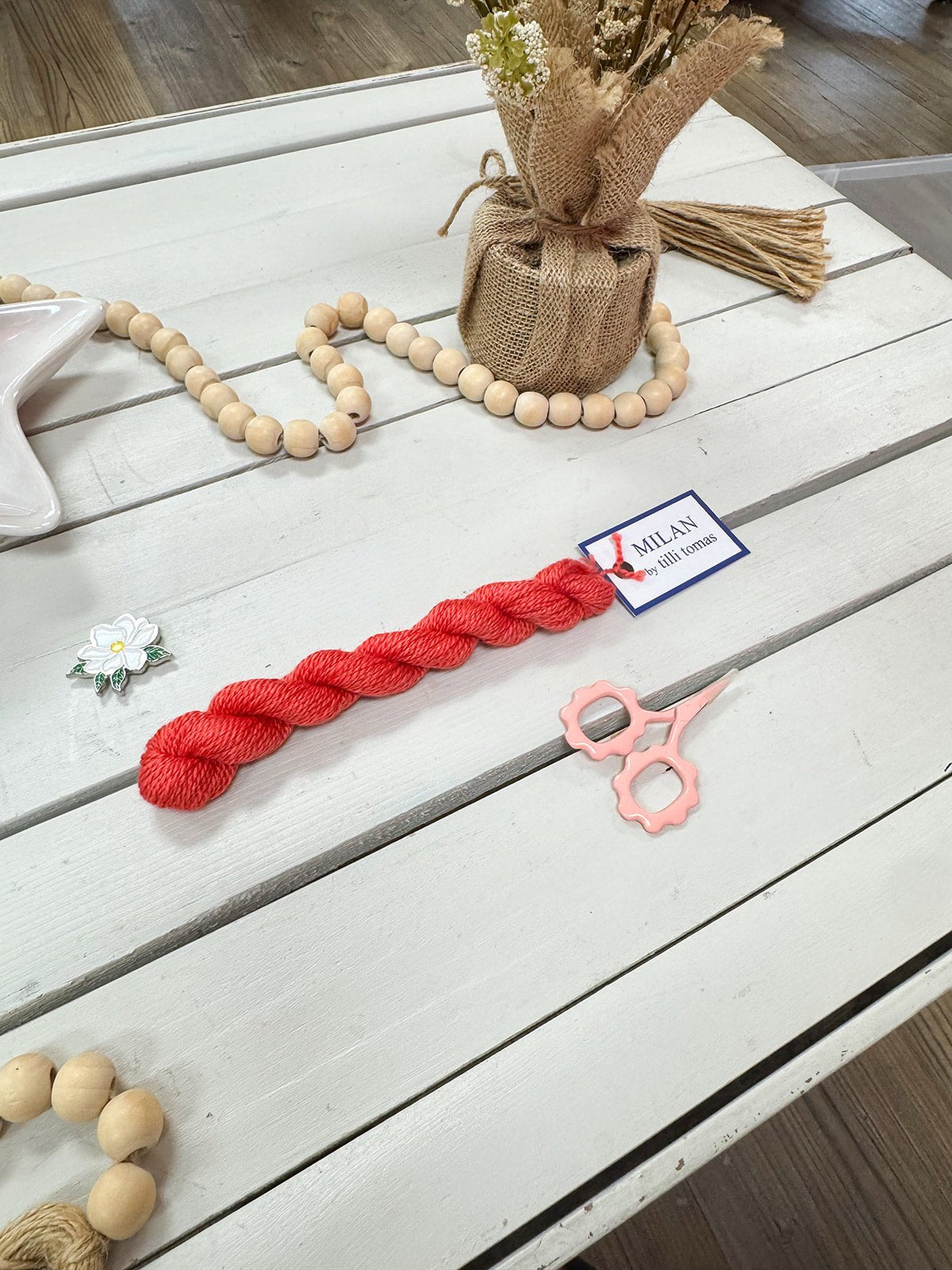 [Tilli Tomas] Milan Thread Skein in Rosy Cheeks - The Pink Pineapple 850