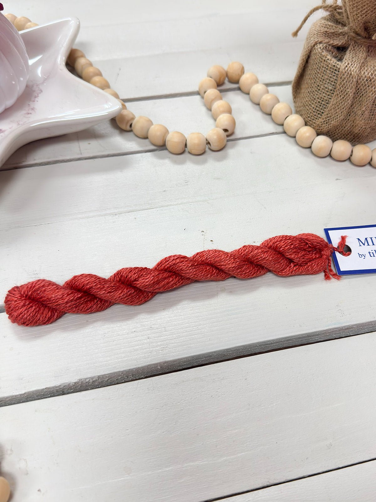 [Tilli Tomas] Milan Thread Skein in Strawberry - The Pink Pineapple 850
