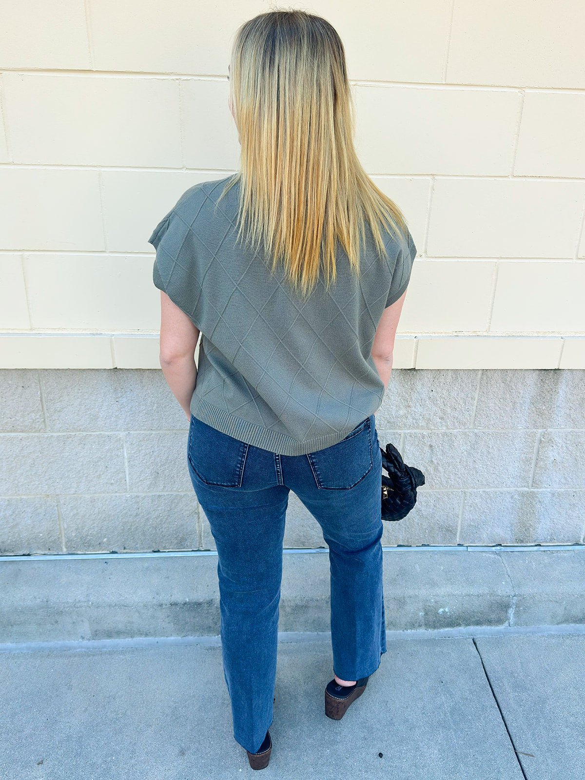Timeless Olive Top - The Pink Pineapple 850