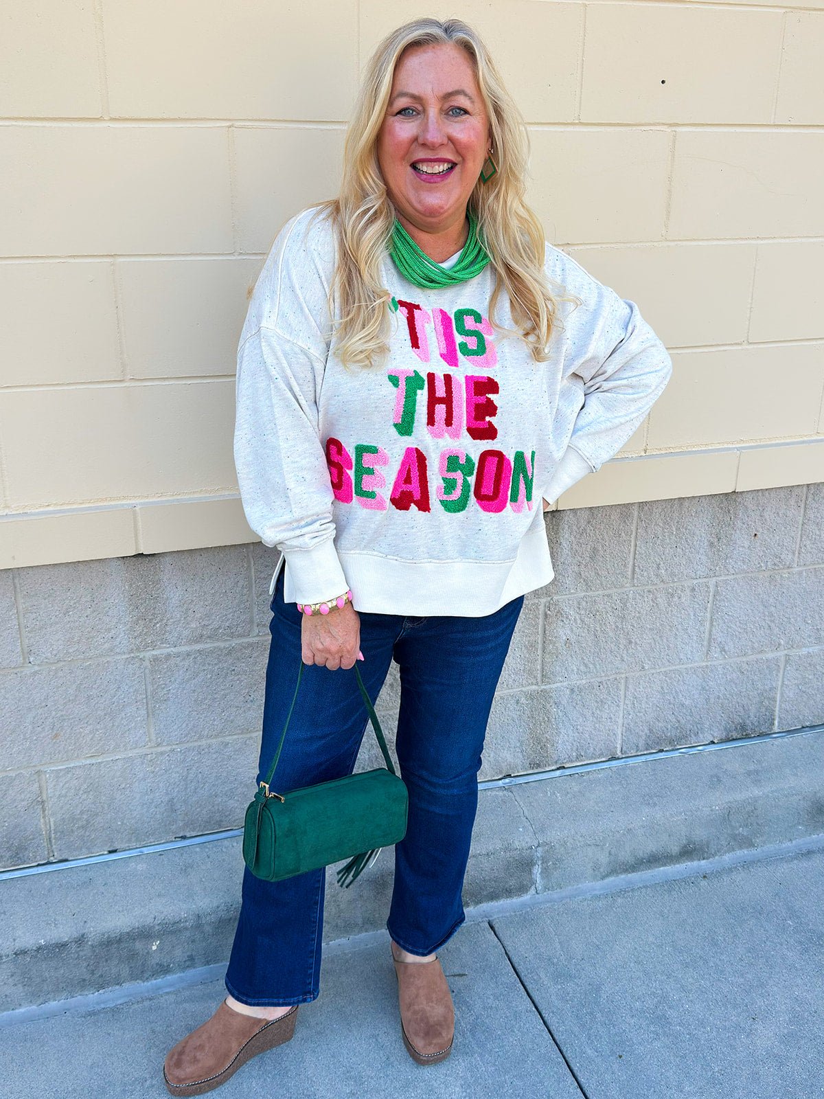 'Tis the Season Crewneck in Cream - The Pink Pineapple 850