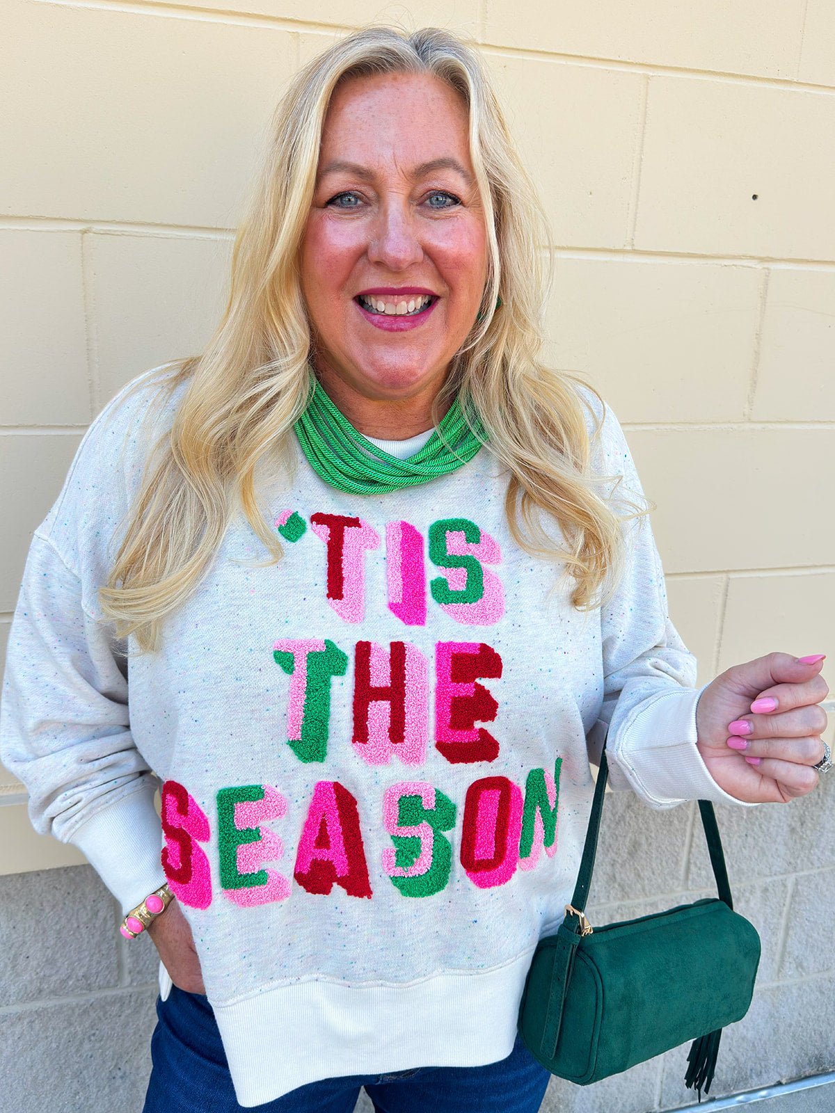 'Tis the Season Crewneck in Cream - The Pink Pineapple 850