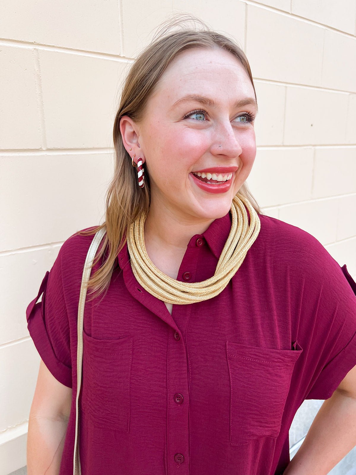 Tomahawk Twist Hoop Earrings - The Pink Pineapple 850