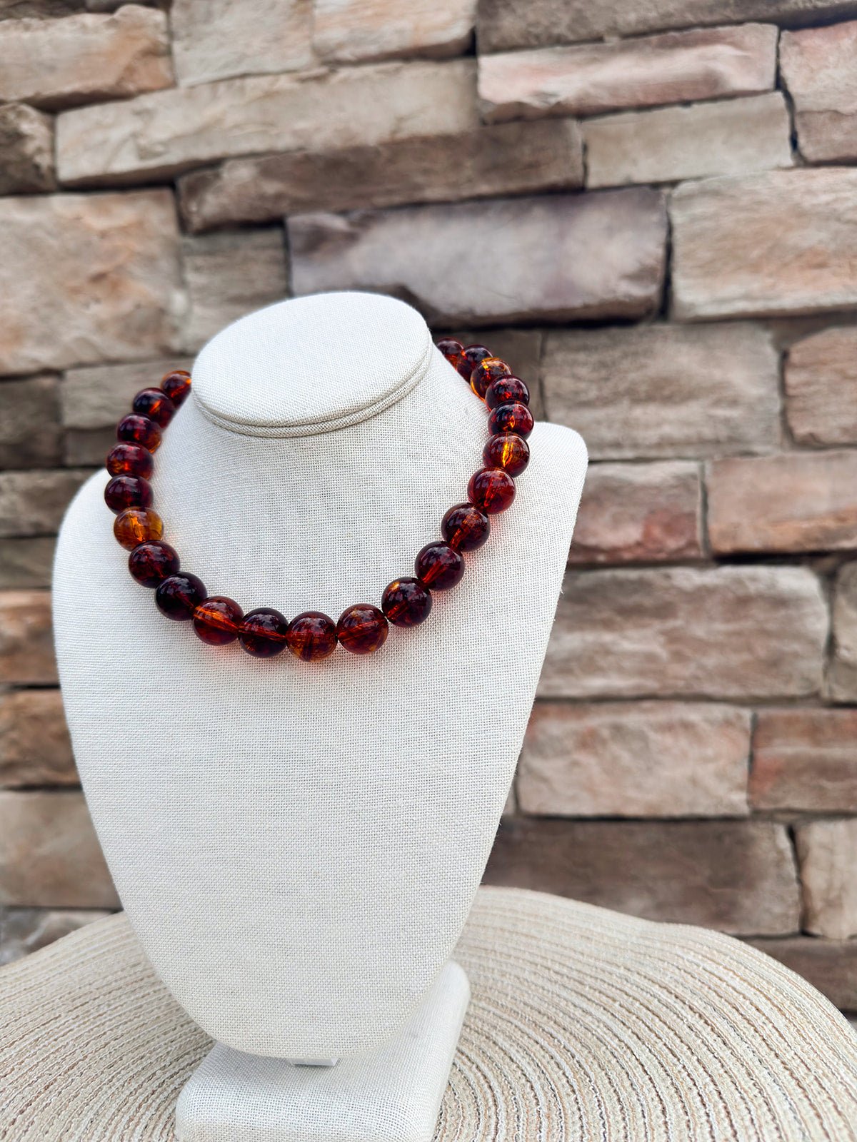 Tortoise Glow Statement Beaded Necklace - The Pink Pineapple 850