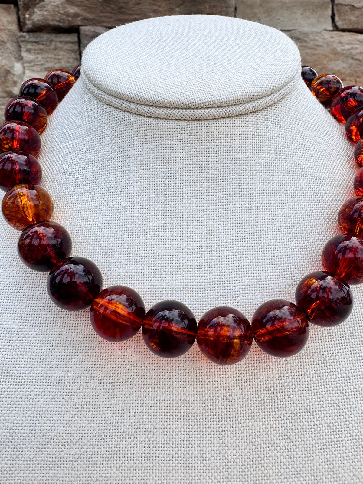 Tortoise Glow Statement Beaded Necklace - The Pink Pineapple 850