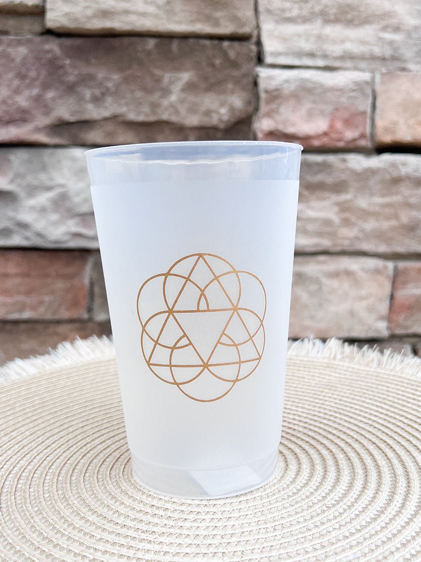 Tri Delta Stay Golden Stadium Cup - The Pink Pineapple 850