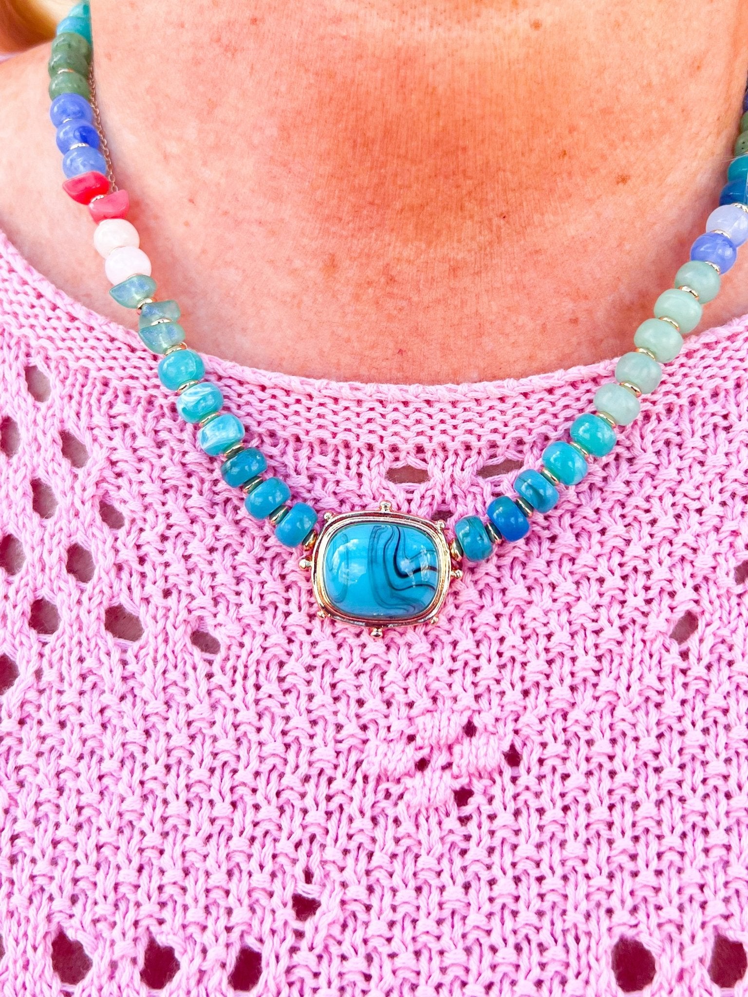Turquoise Tide Pendant Beaded Necklace - The Pink Pineapple 850