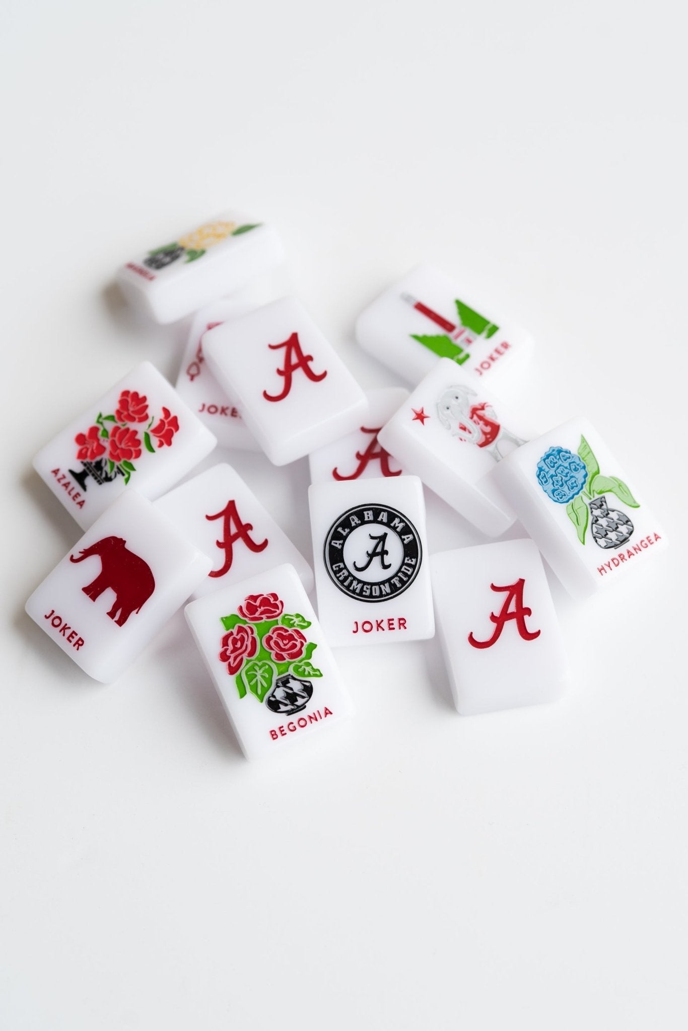University of Alabama® Mahjong Tiles - The Pink Pineapple 850