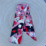 University of Georgia Gameday Heirloom Scarflette™ - The Pink Pineapple 850