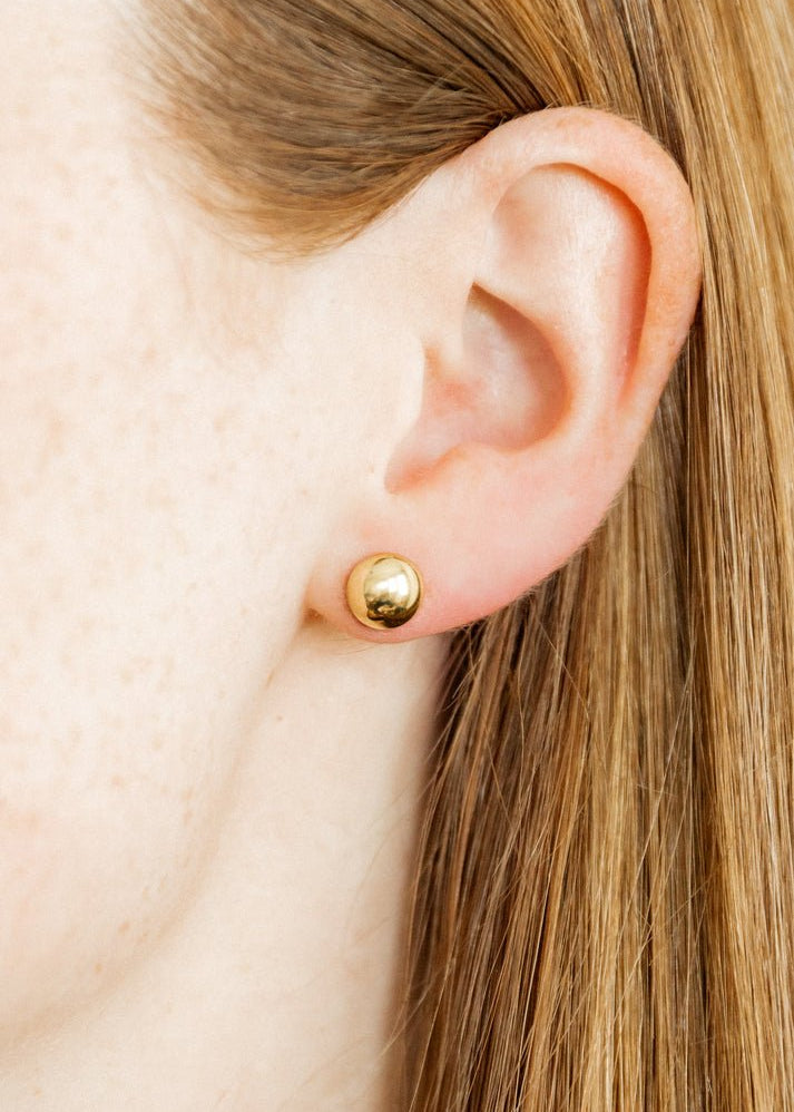 Vera Round Stud Earrings - The Pink Pineapple 850