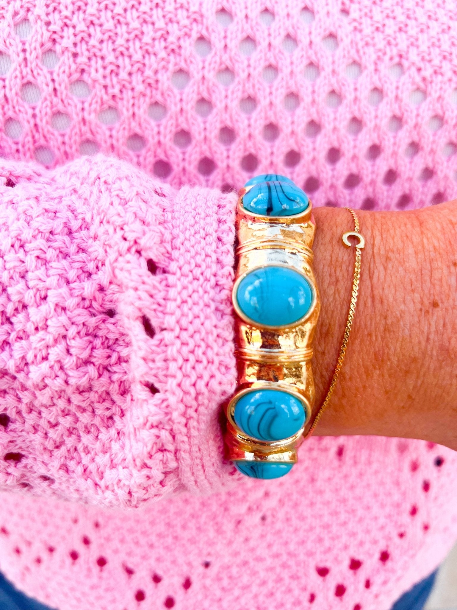 Vintage Charm Resin Stone Stretch Bracelet in Turquoise - The Pink Pineapple 850