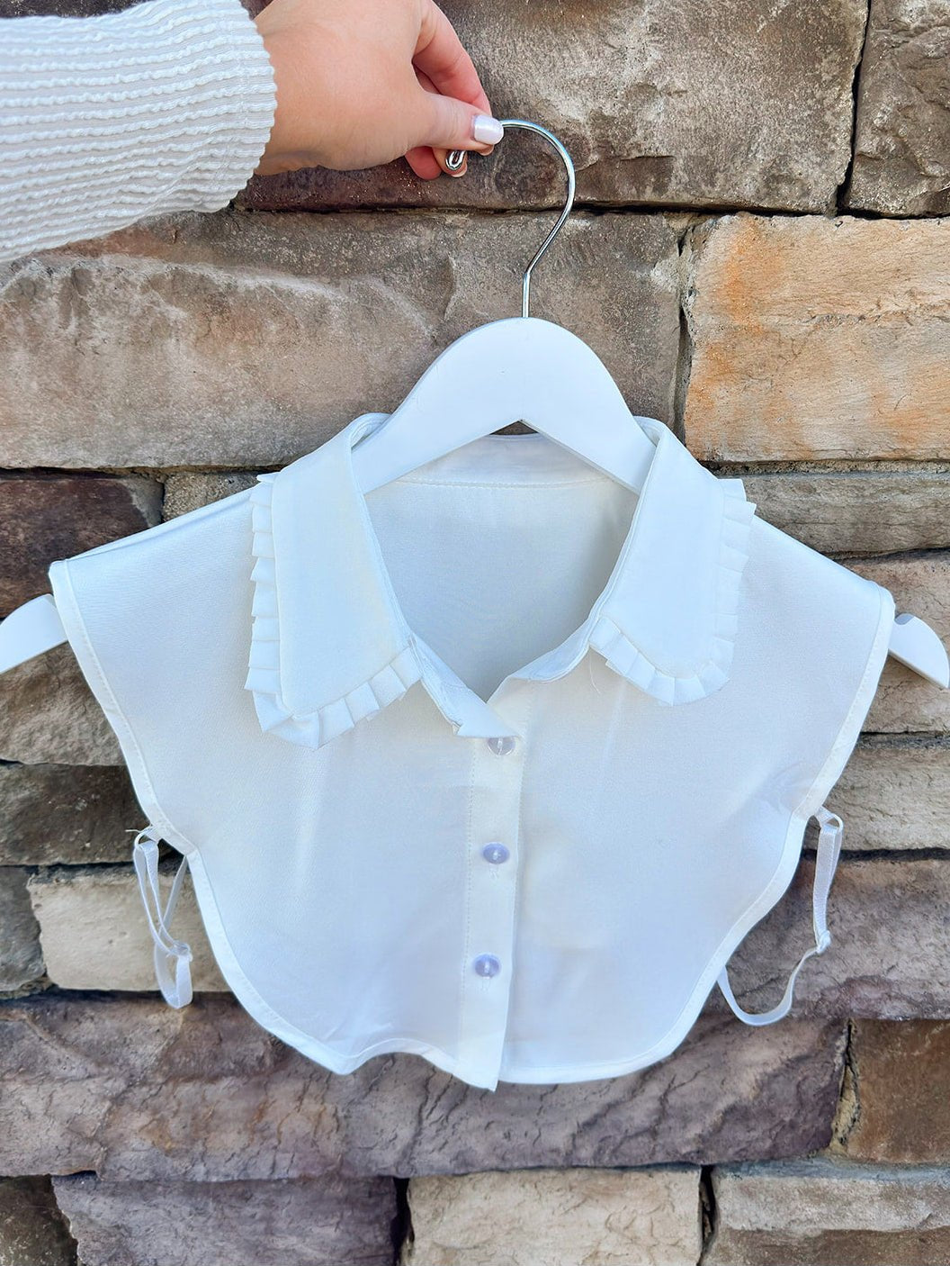 White Faux Collar with Ruffles - The Pink Pineapple 850