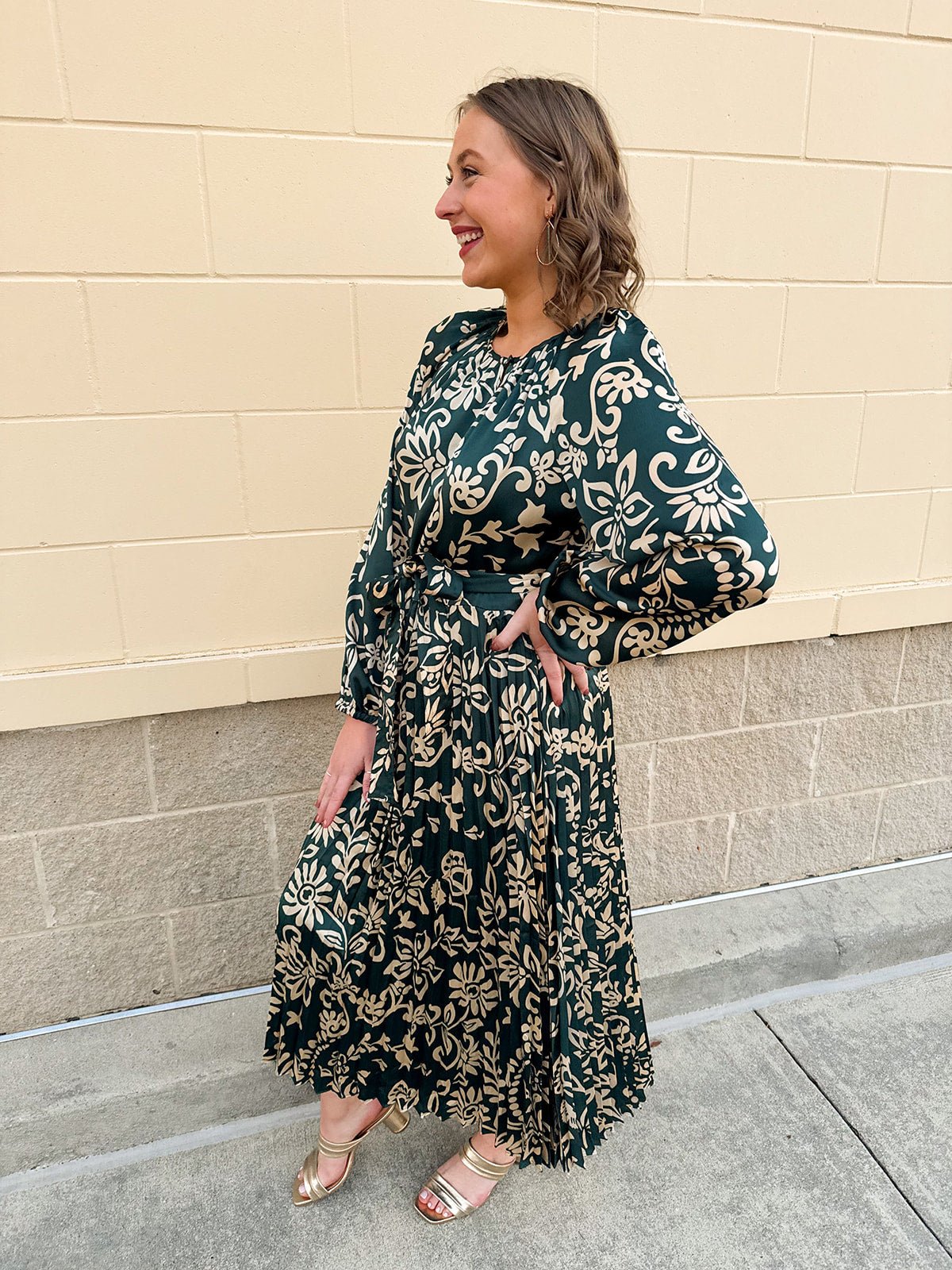 Winter Soirée Pleated Midi Dress - The Pink Pineapple 850