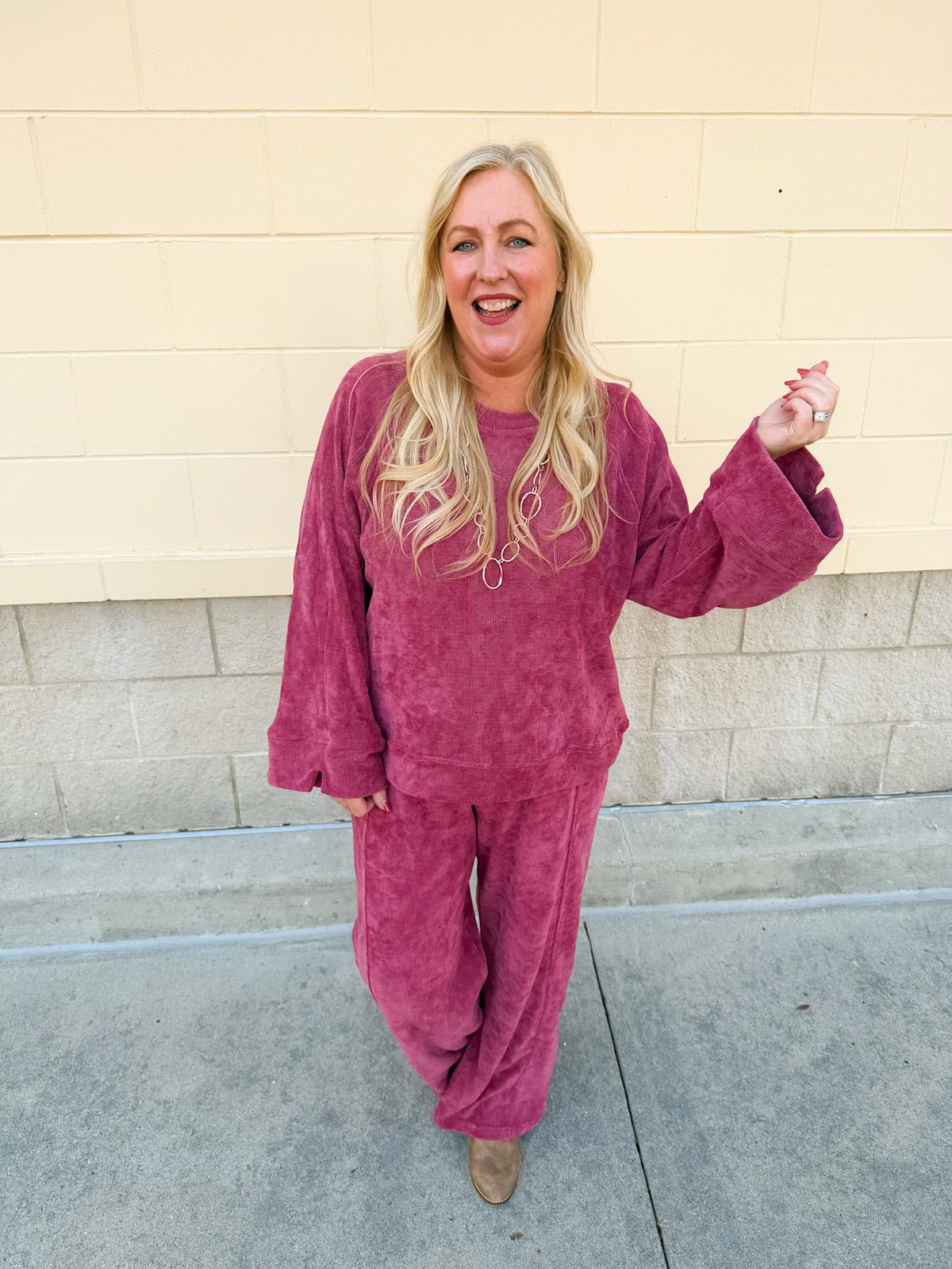 Winter Stroll Luxe Knit Set in Ruby Red - The Pink Pineapple 850