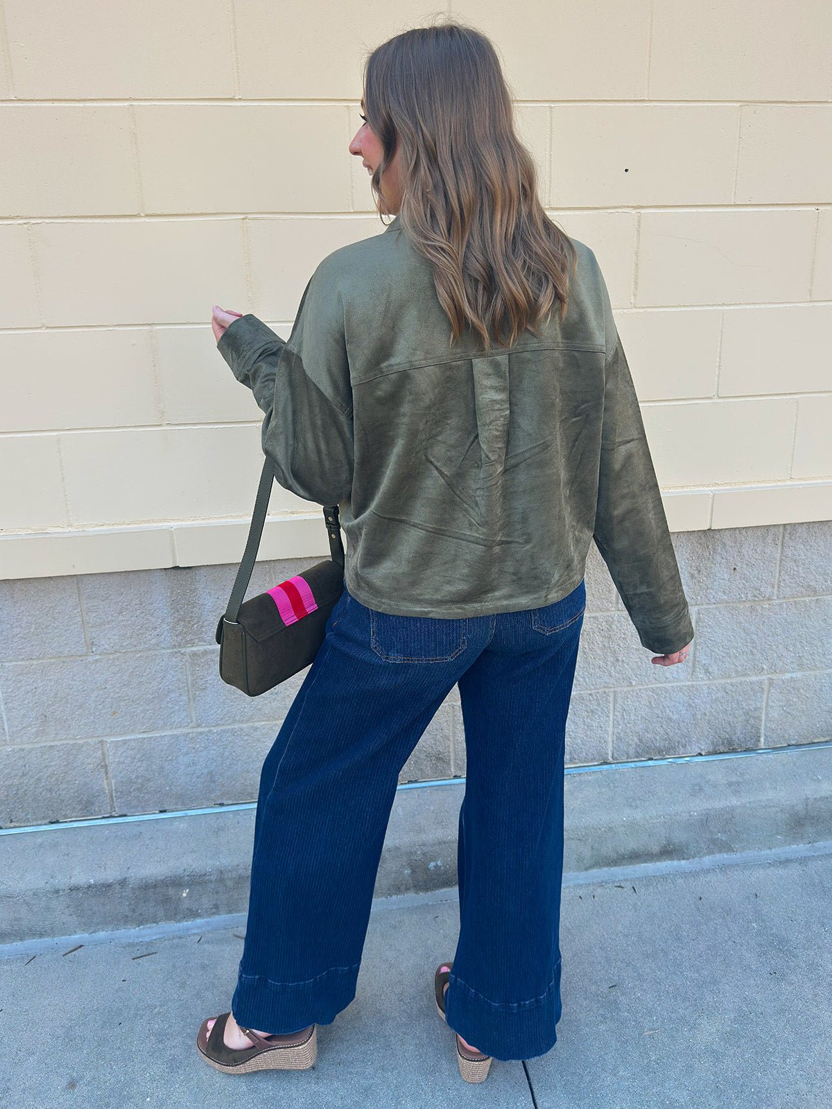 [Z Supply] All Day Cropped Faux Suede Jacket in Monstera - The Pink Pineapple 850