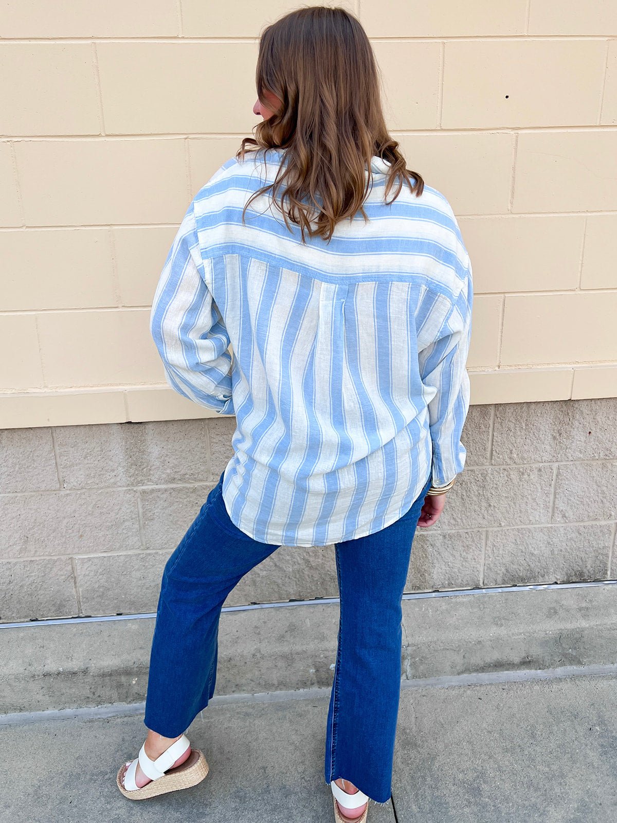 [Z Supply] Perfect Striped Linen Button Up in Skyline - The Pink Pineapple 850