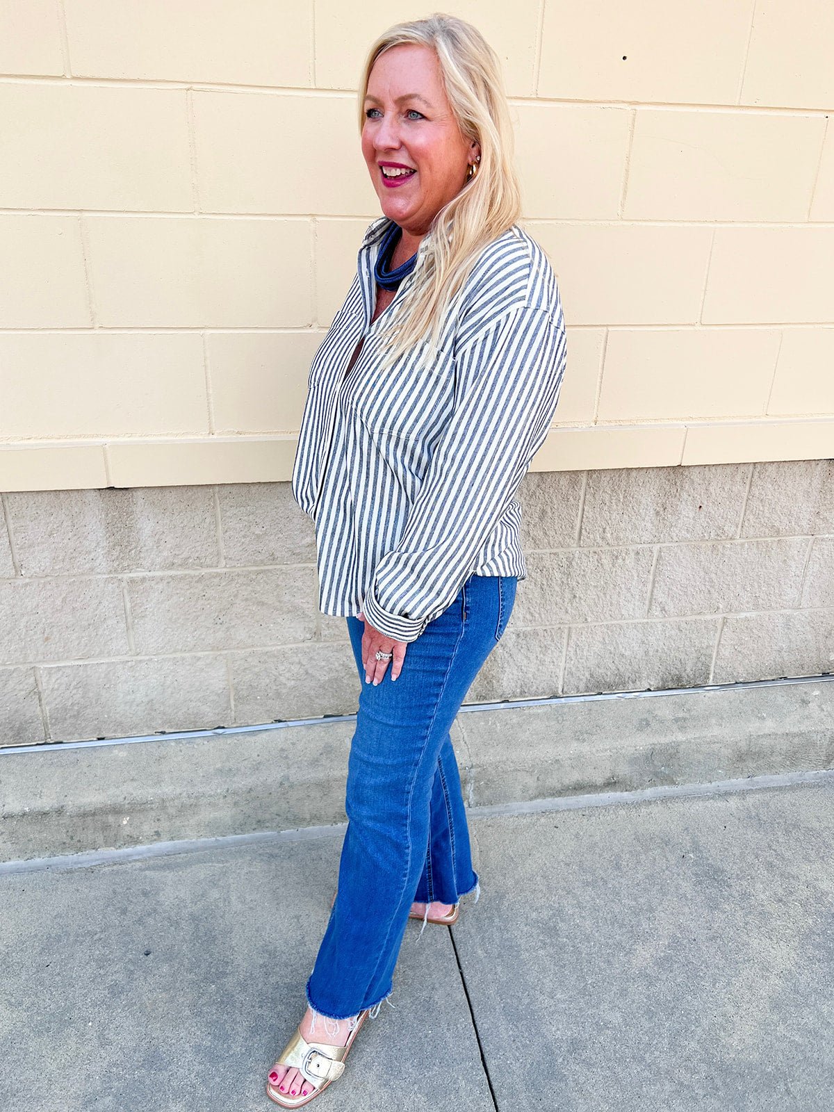 [Z Supply] Reese Button Up Stripe Top in Eclipse - The Pink Pineapple 850