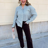 [Z Supply] River Plaid Button Up in Emerald Cove - The Pink Pineapple 850