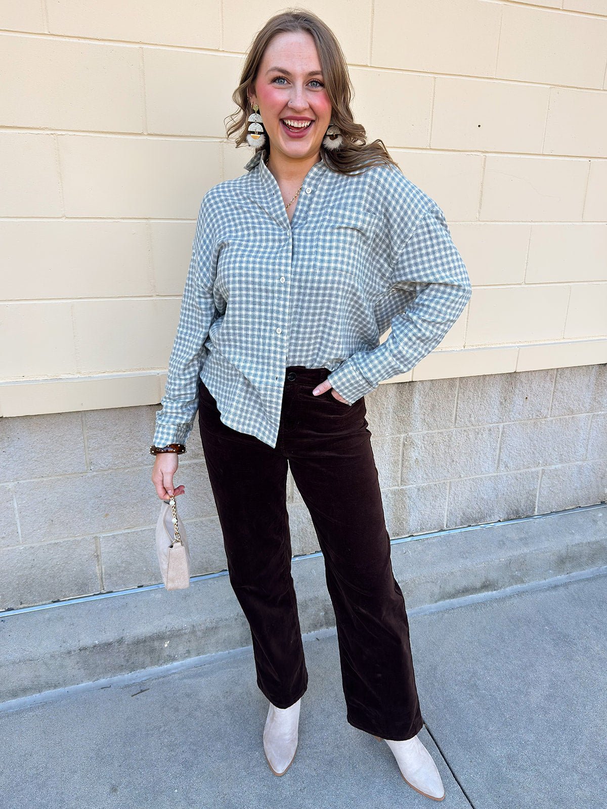 [Z Supply] River Plaid Button Up in Emerald Cove - The Pink Pineapple 850