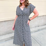 [Z Supply] Sanna Iris Floral Maxi Dress in Eclipse - The Pink Pineapple 850