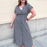 [Z Supply] Sanna Iris Floral Maxi Dress in Eclipse - The Pink Pineapple 850